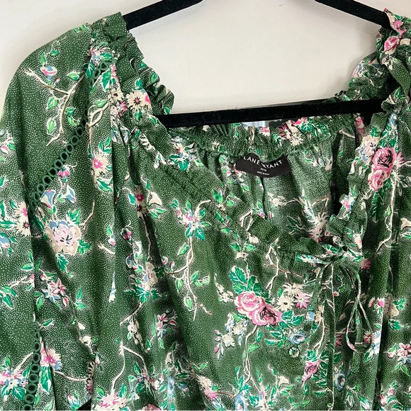 Lane Bryant Women's Plus Size 26/28 Blouse Top Short Sleeve Green Floral Cotton - Picture 3 of 15